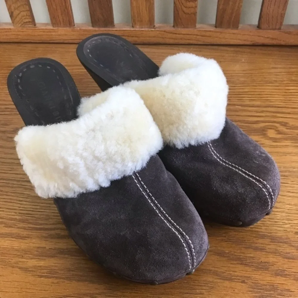 Gianni Bini Furrever Brown Suede Clogs - Picture 2 of 6